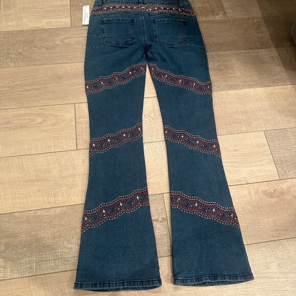VENUS WOMENS EMBROIDERED JEANS BOOTCUT NEW SIZE 8 - Picture 11 of 14